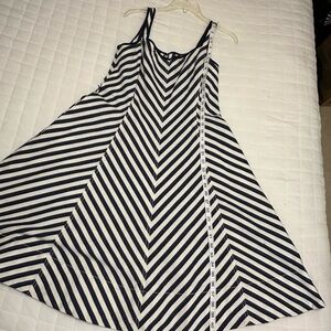 Talbots Black and White Chevron Midi Dress